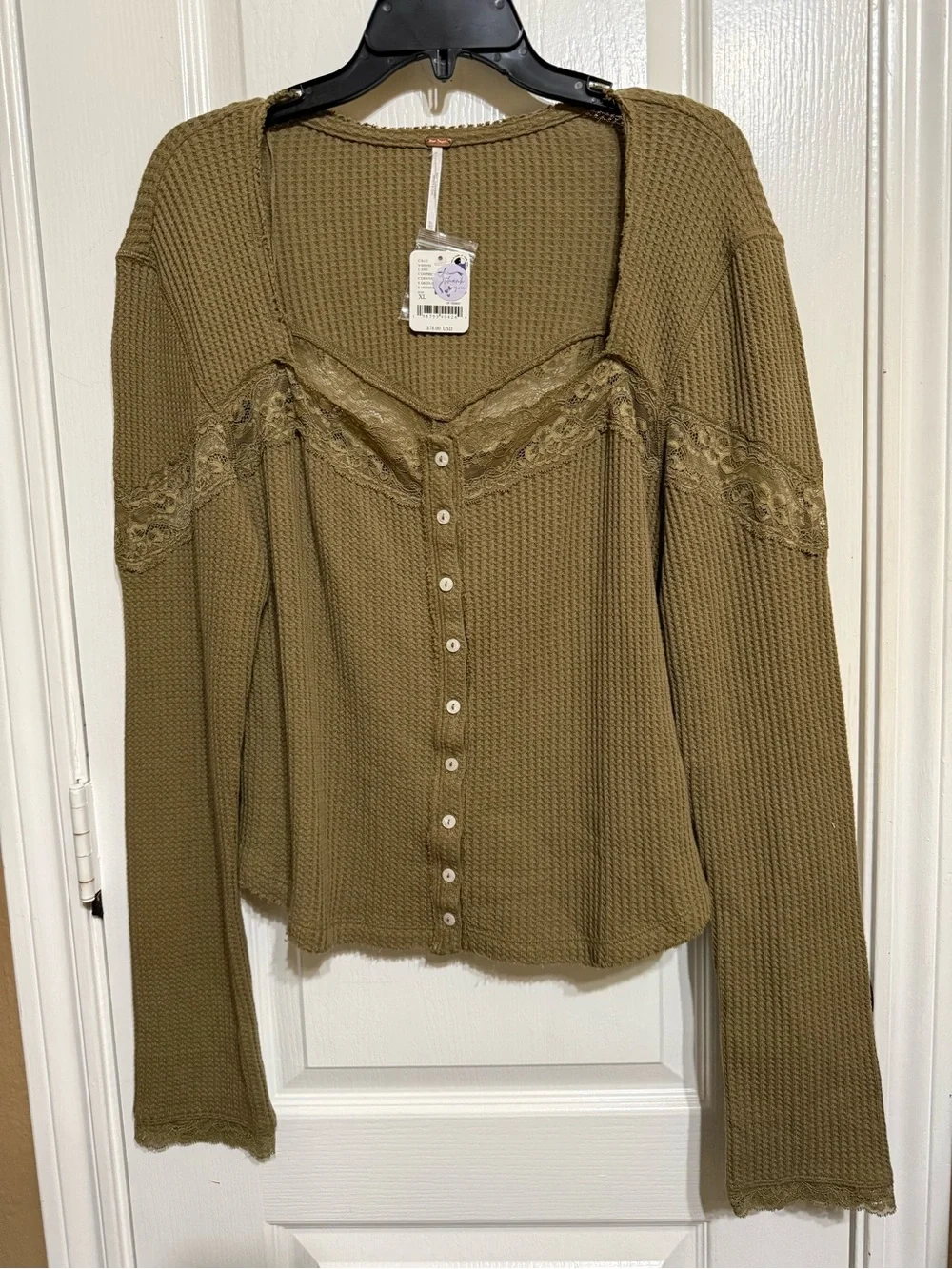H215 NWT Free People XL pp18-24 Olive Green Lace-Trim Button-Up Waffle Knit Top - Picture 2 of 10